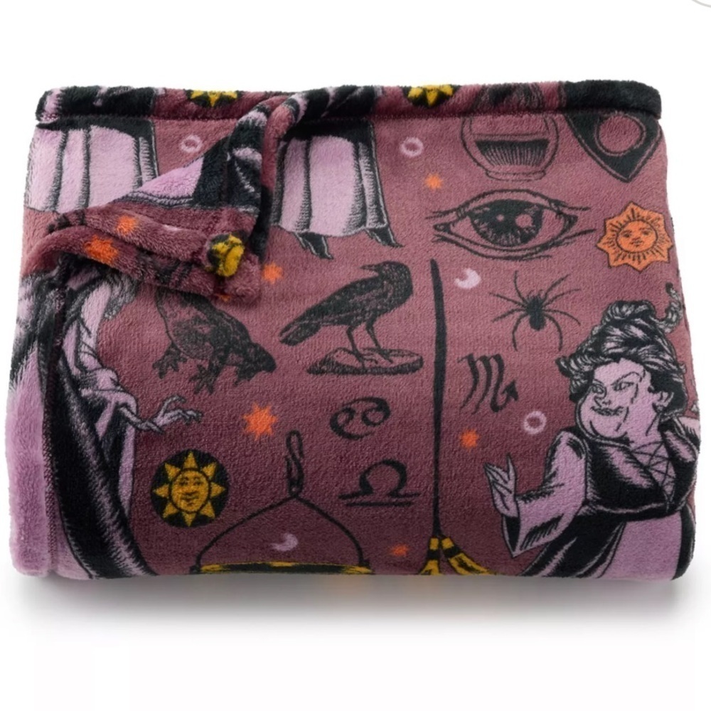 Disney Hocus Pocus Oversized Throw Fleece Blanket NEW Sanderson 60x72 Purple